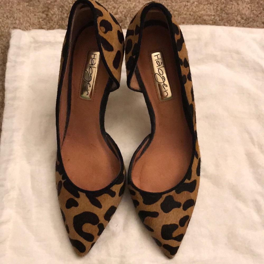 Shoes - Picture 2 of 4
